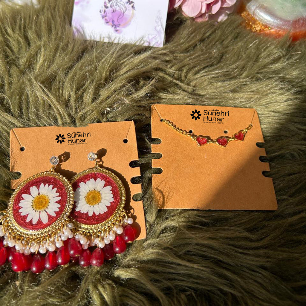 Resin Daisy Earring and Bracelets